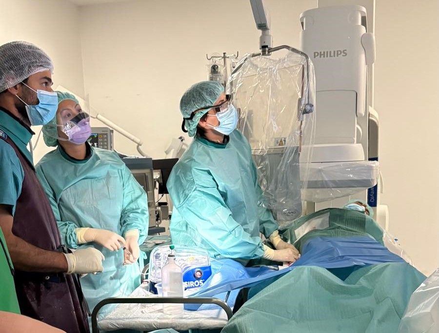 Primeira radioembolização com o sistema SIROS na ULS Santa Maria